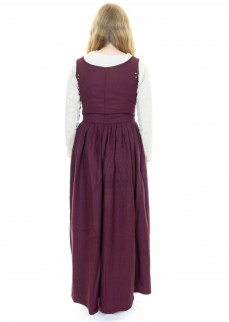 late-medieval-dress-burgundy-wool