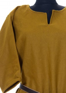 Medieval dress "Lovis" in tawny yellow twill wool