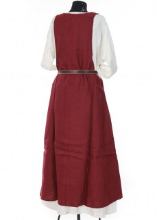 Medieval surcote Hella in burgundy linen